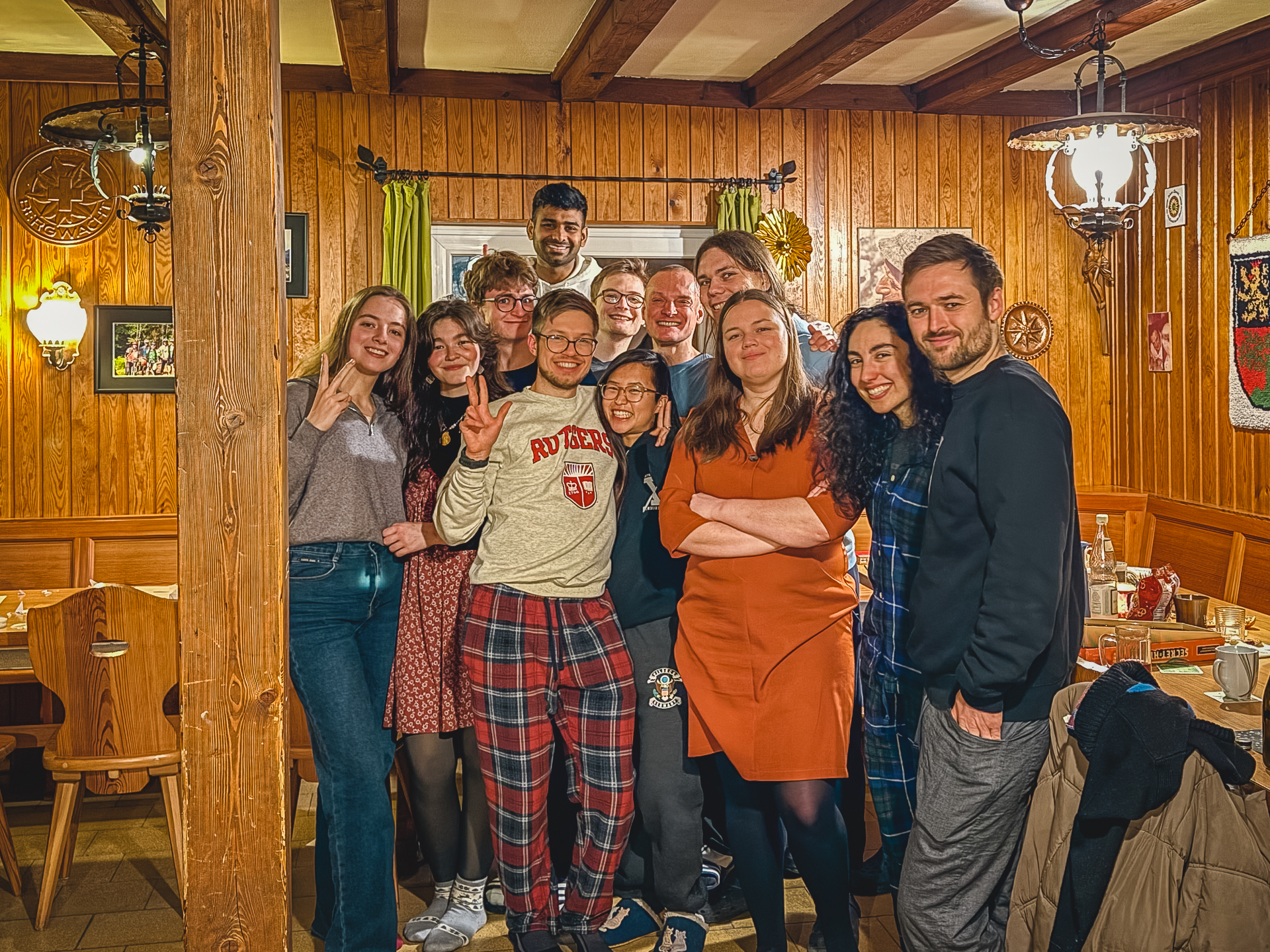 2025-12-31 Potluck-New-Year-Eve 7438