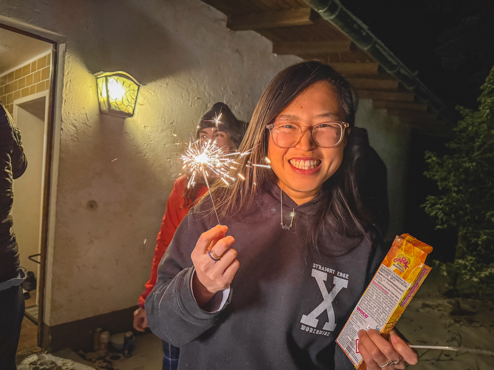 2025-12-31 Potluck-New-Year-Eve 7412