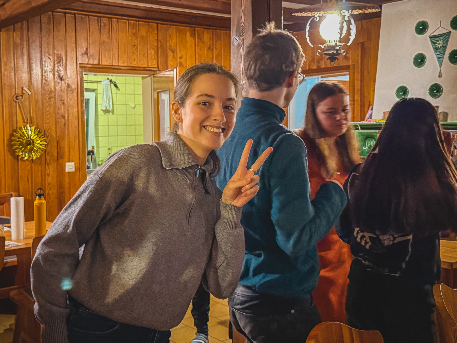 2025-12-31 Potluck-New-Year-Eve 7383